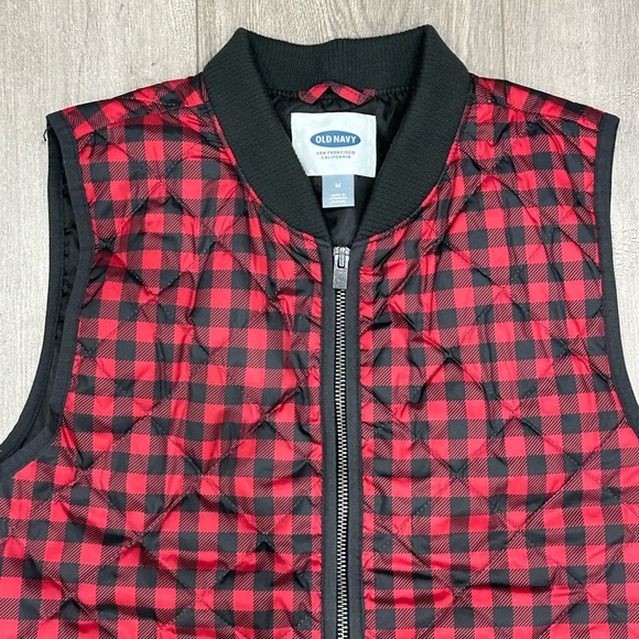 Women's Old Navy Medium 8 - 10 Vest Quilted Jacket Coat Red Black Buffalo NWOT - Picture 5 of 8